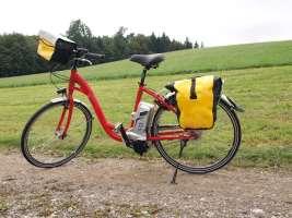 ) Also includes Saddle bag (water-repellent), handlebar bag (waterrepellent), service-set with tools and extra bicycle tube, pump and combination lock Electric Bike A Pedelec is an electro bike which