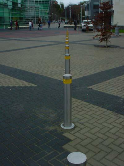 bollard, the self-righting Retractable is the best choice for high traffic volume areas.