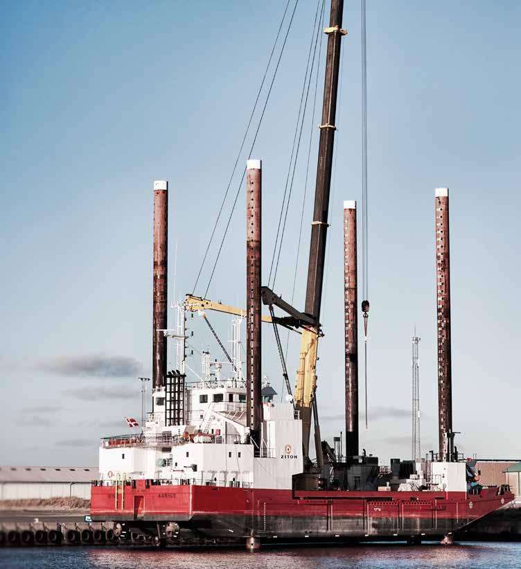 ABOUT ZITON J/U WIND TECHNICAL SPECIFICATIONS GENERAL INFORMATION Length, overall: 55.1 m Width, overall: 18.1 m Hull depth: 4.