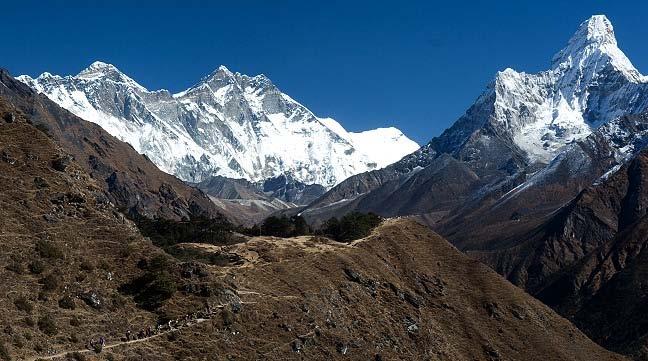 Everest Base Camp 737 Challenge Trek Altitude 5,544m/18,188ft» Duration 20 Days Sunday 22 nd April to Friday 11 th May 2012 Join Richard Parks on a trek to Everest Base Camp in support of Marie Curie