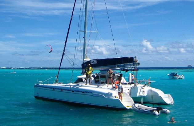 Your boat: You will sail on board of a gorgeous catamaran, the length of which (38 62ft) provides you with comfort and stability.