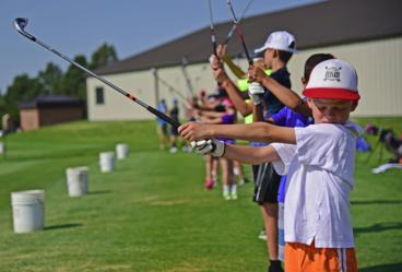 GOLF SQUAD Grades K-2 Grades 3-5 Here s a great opportunity for students to learn the fundamentals of golf after school.