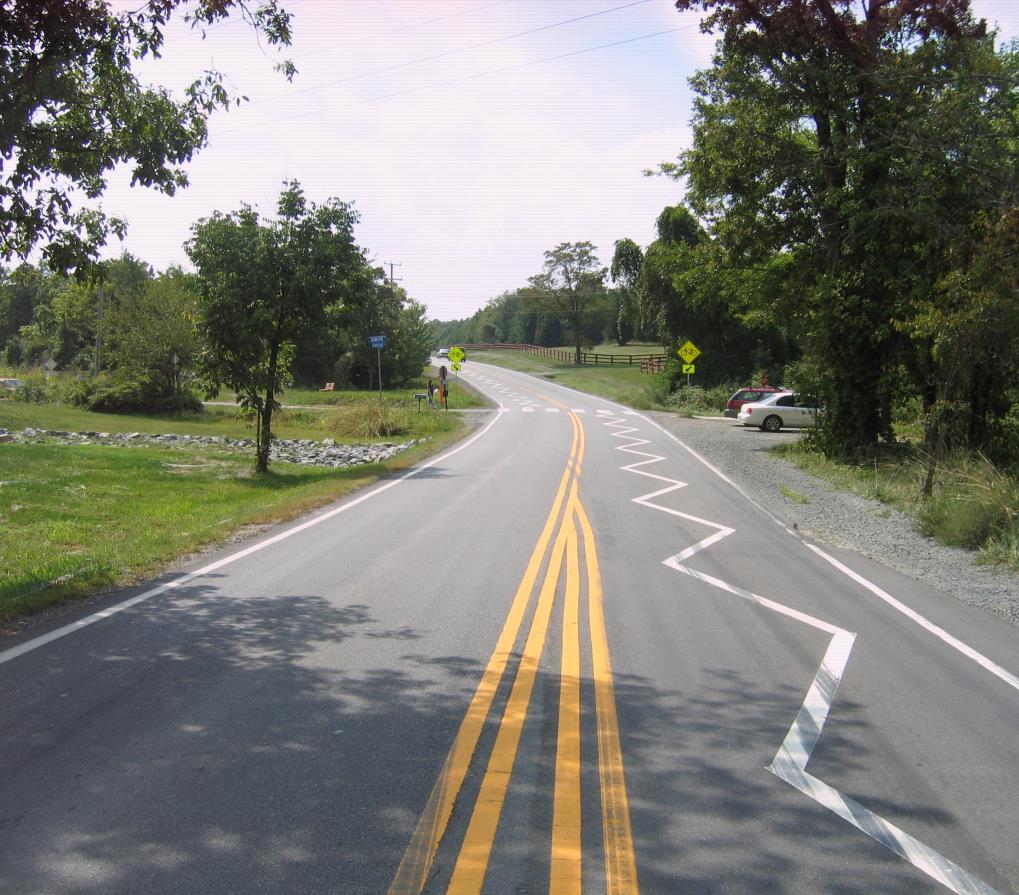 Case study: RRFB (Belmont Ridge Rd at W&OD Trail, Virginia) Problem/ Background Uncontrolled Trail Crossing 85 th