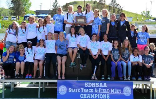 State Class "AA" Track and Field Champions Rapid City Stevens Raiders CLASS AA TEAM POINTS 1. Rapid City Stevens... 105.5 2. Brandon Valley... 103 3. Sioux Falls Lincoln... 80 4. Rapid City Central.