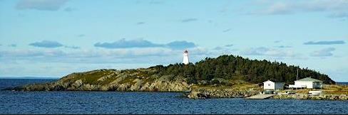 Figure 2: Lighthouse on Custards Head, Hant s Harbour (Source: Larry Tuck, Resident) As a result, the community has provided many economic opportunities for its residents, as well as residents in