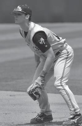 .. Is expected to be a key factor in the middle of the Yellow Jackets lineup this season... A versatile athlete, he played both first and third bases in high school and also pitched.