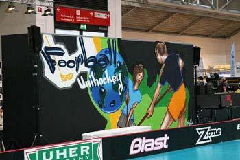 de in cooperation with the worlds leading Floorball equipment manufacturers at the ispo winter.