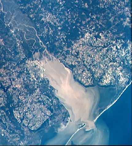 Mobile Bay one of the largest estuaries in the U.S.