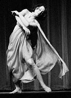 Isadora Duncan Mother of Modern Dance, Laid the foundation of modern dance Born in San Francisco 1899 Believed art was about personal expression No more corsets and slippers, Duncan was the first to