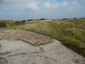 Culver battery and crosses access land.