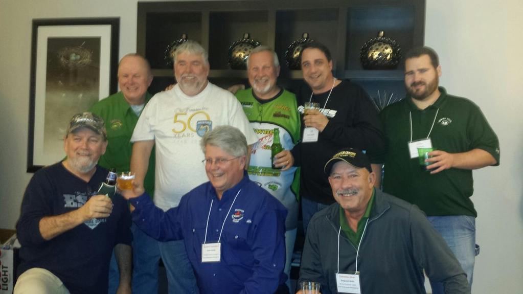 Pretty cool visiting with all of these gentlemen. Back row left to right Jay Zahn past president of Muskies Inc. also a member of Title town Green Bay Chapter Muskies Inc.