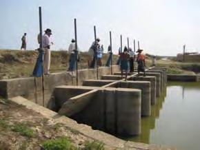 - By inspection with site engineer, condition of the sluice gate is as follows; - Save the Children worked at Latwaikwe sluice has shifted to this place for purifying water, targeting 46 villages,