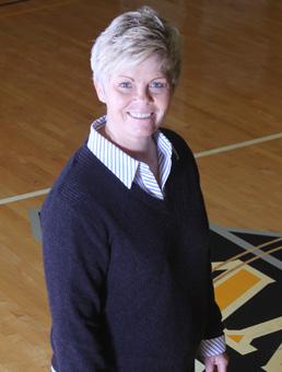 Entering her fifth season, Beth Watson came from the University of Central Florida where she had been the first assistant coach from the 2002-08 seasons.