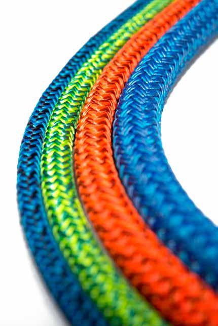 Construction and colour composition of the ropes Ropes, especially the technical ones, can be single braid or double braid. In the first case, the fiber (typically Dyneema ) is left without cover.