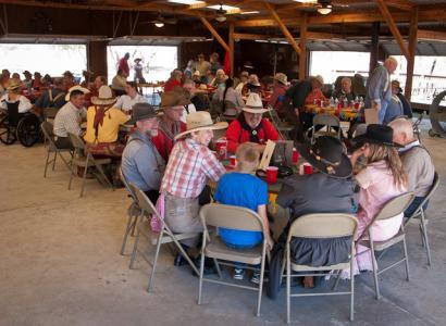 During the entire weekend, the Texans took time from the battle and their respective skirmishes to eat great meals in the Agarita Ranch Pavilion. Thanks to Boon Doggle for writing 10 great stages.