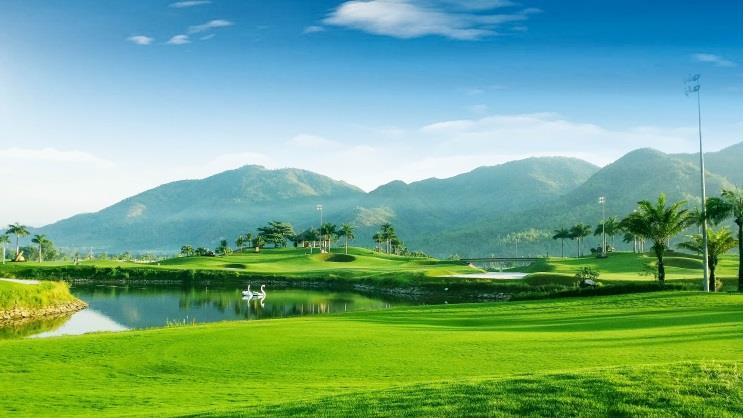 GOLF COURSE THE TRUE GOLFER S PARADISE DESTINATION The 76 hectare 18-holes Championship golf course designed by Andy Dye is surrounded