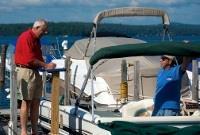 Vessel Safety Check 2015 Vessel Safety Check Vision: Safe, Fun & Responsible Recreational Boating The VSC Program helps to achieve voluntary compliance with federal and state recreational