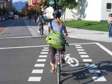 National Complete Streets Status New 2010 US DOT Guidance: On March 15, 2010, US DOT Secretary Ray LaHood announced a new policy regarding complete streets to place planning for bicycling &