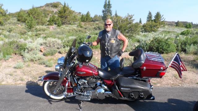 SAFETY ON THE ROAD By Teaters, Safety Officer POINTS TO PONDER Intersections -- We ride many county roads where there are 4-way stops. These intersections can be dangerous if riders are not alert.
