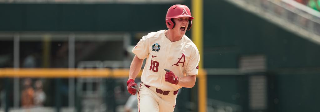 RAZORBACK NOTES A RIVALRY RENEWED - ARKANSAS TRAVELS TO TAKE ON TEXAS Old rivals Arkansas and Texas will face off once again this week in a series that dates back to the 1900s.