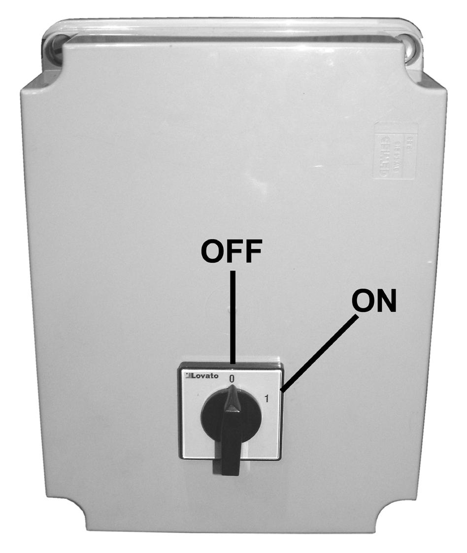4.3. To stop the compressor, first turn the main switch (fig.7) to the '0' position and then turn the switch on the control box (fig.6) to the '0' position.
