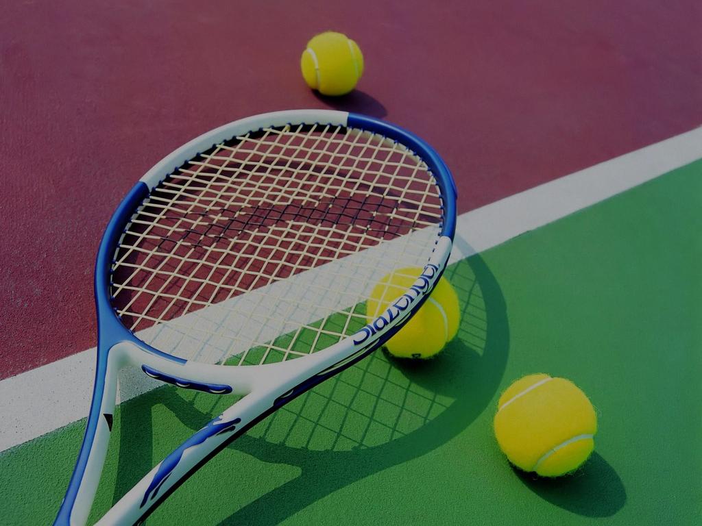 Equipment: Balls are larger and softer, racquets are 23 inches or smaller, and the court is 36 feet long Equipment: Balls are lower compression, racquets are 23-25 inches, and the court is 60 feet