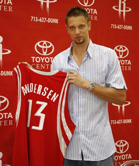 #13 Andersen In 2008-2009 Spent season with Regal FC Barcelona in Spain, averaging 11.1 points and 4.