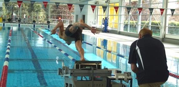 Biomechanics Wetplate analysis Combined force and video analysis system for: Starts Turns Targeted Free Swimming