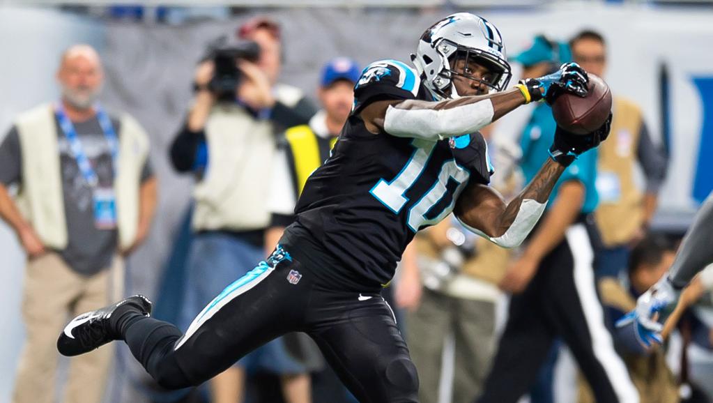 Wide Receivers SAMUEL'S SOPHOMORE YEAR In his second NFL season, wide receiver Curtis Samuel finished third on the team with 787 all purpose yards (494 receiving, 84 rushing, 209 kick return).