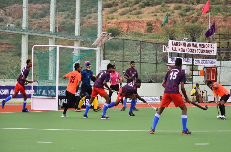 16 th League Match @ 6.30 pm: The 16 th league match was between ICF, Chennai and Indian Postal, New Delhi.