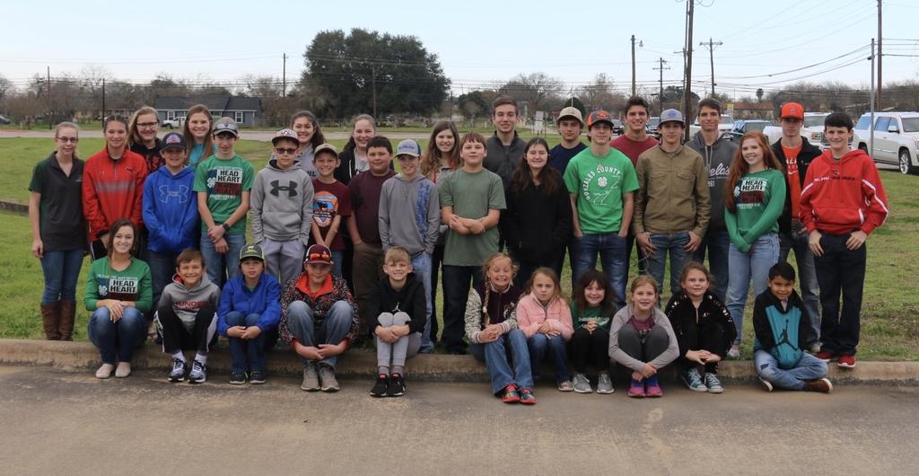 2018-2019 4-H Newsletter Page 6 Sundowners 4-H Club News Some topics discussed at the Sundowner s January 13 th meeting: Kathleen Knesek, a member of the Rising Star 4-H Club in Gonzales, provided