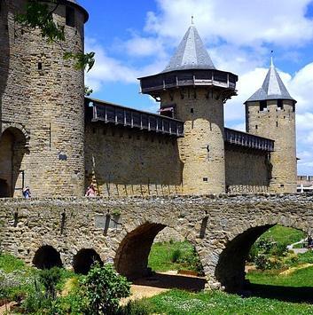 Cycling: 25 km Day 6: CARCASSONNE Your holiday ends after your breakfast. Bike hire for the day is an option (15 per person).