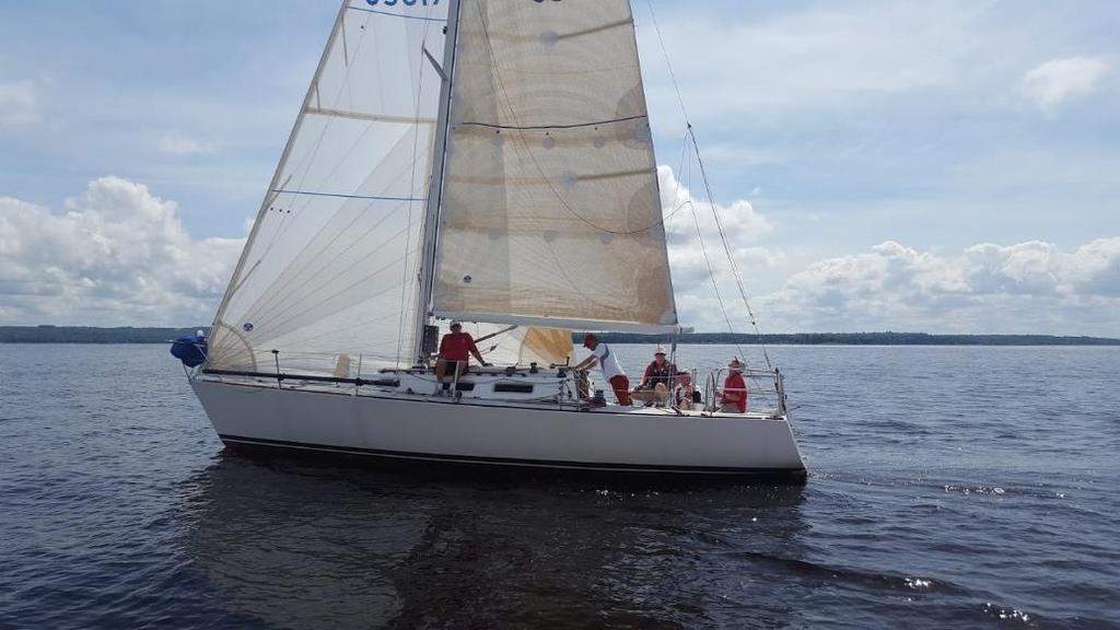 AGENDA INTRODUCTORY REMARKS CALL FOR ADDITIONS AND APPROVAL OF THE AGENDA MINUTES OF ANNUAL GENERAL MEETING NOVEMBER 2015 COMMITTEE REPORTS: COMMODORE S REPORT ANDREW JEFFERIES FREDERICTON YOUTH