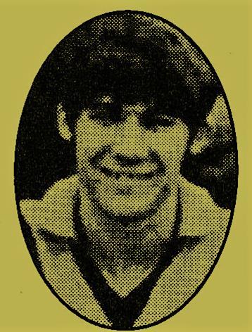 Source: DFNC History archives RAY FYSON WINNER OF THREE CLUB BEST & FAIREST AWARDS STEPHEN JOLLEY Stephen Jolley (shown below) was one of the most skillful players to have worn the club s colours;