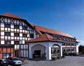 * Permanent partition wall Your pit stop next to the race track Be it your own holiday home in the midst of the Eifel or a 4-star superior hotel directly at the