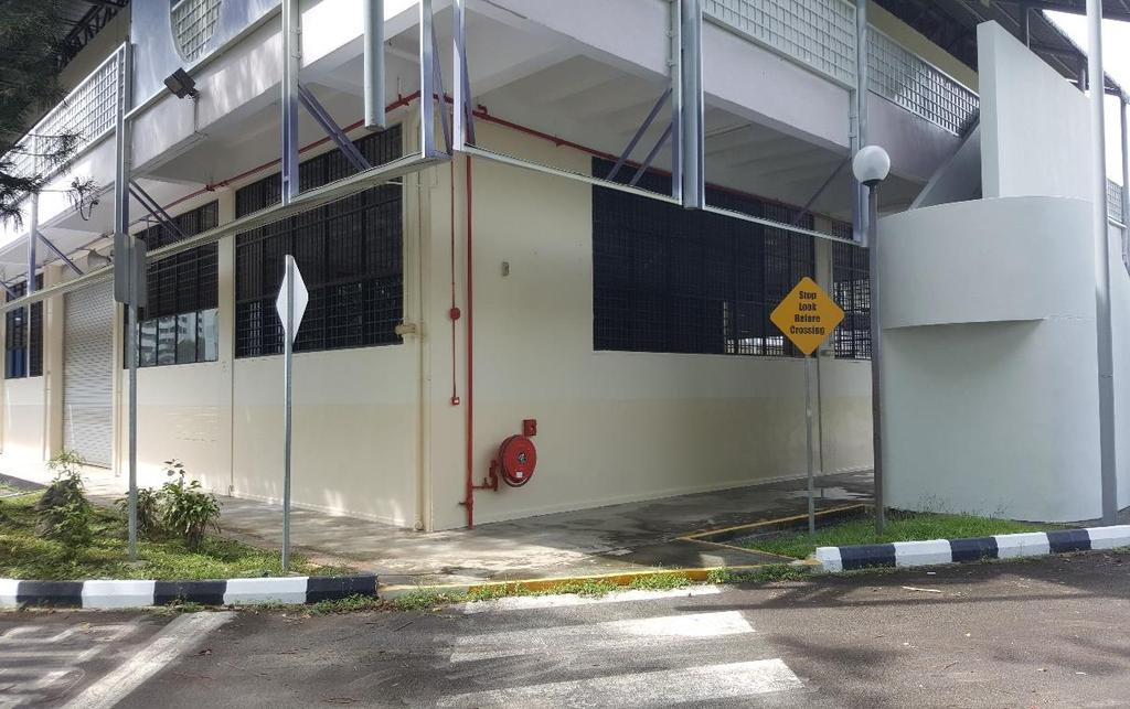 Drop off Point @ Gate B Blk 547 AMK Ave 10 Waiting area for
