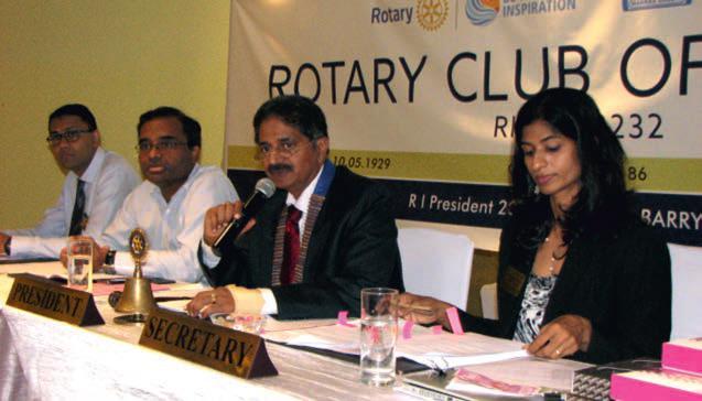 2 SEPTEMBER 25, 2018 minutes Sgt-at-arms Rtn Jayant Hemdev collared President Rtn Ranjit Pratap who called the 12th meeting of RCM to order.