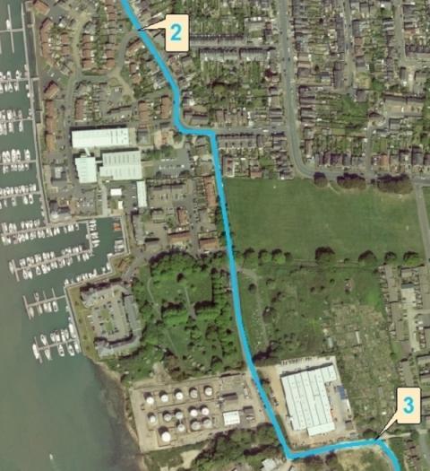 Ref Location Land type/use and Path information 11.1 1 to 2 Chain ferry (1) to Britannia Way (2).