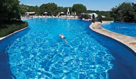 The swimming pools become joyous spots during the summer for surprises and seasonal amusements while hosting Swimming Academy during winter.