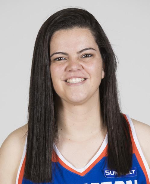 #13 Daiane Machado Junior Forward Curitiba, Brazil (New Mexico JC) THE HIGHLIGHTS 2017-18 Team-high 10 points against Utah for 2nd-career double digit scoring game. Made first start for Lady Mavs vs.