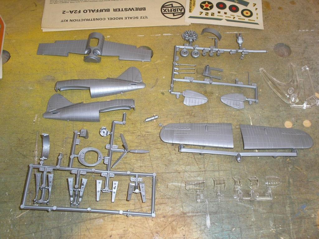 When I got home, I opened the box and saw the kit was a typical Airfix kit from the 1960s.