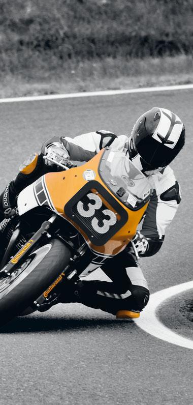 / Perfect choice for heavy, powerful Classic Sport- and Superbikes. Successor of the legendary and well reputed test winner ContiRoadAttack 2 CR. Optimized racing compound for maximum grip.