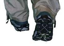 Steel-toed safety boots with oil-resistant soles No footwear has anti-slip properties