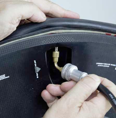 Furthermore, this prevents the valve from touching the side walls of the valve hole to preserve the rims and
