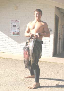 Dume for the Larry Staat meet. Bill Ernst won the club dive, and the Al Shuck point with an awesome 21lb sheephead. But Ryan Moore won the Larry Staat meet with his handicap.