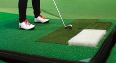 VISION Swing Plate 2 Equipped with a GOLFZON auto tee-up and a wide plate, the VISION Swing Plate allows shots anywhere on the mat.