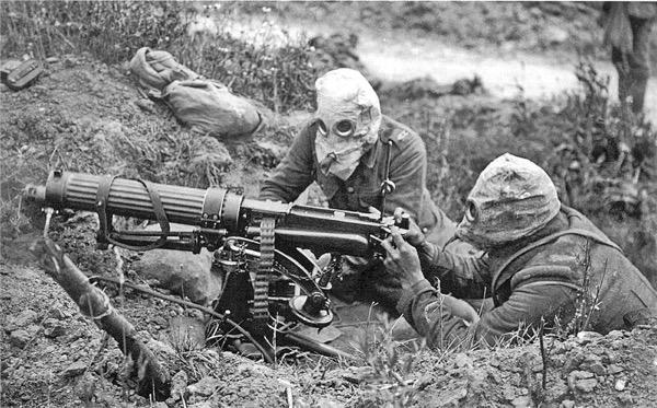 British Vickers gun team