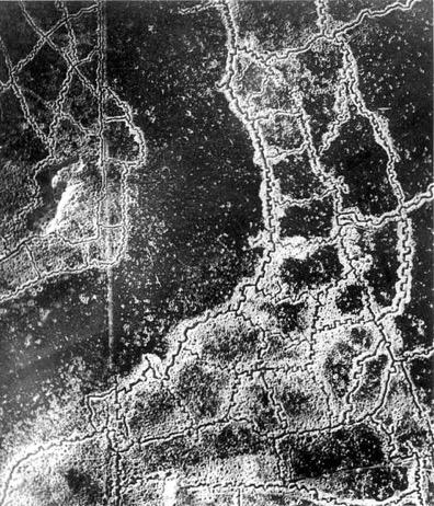 Aerial view of opposing trench lines in 1917