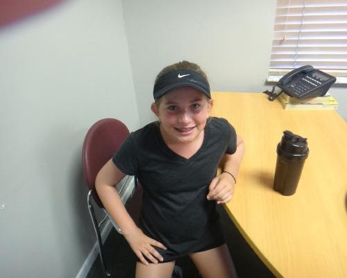 Evert Summer Campers Q & A s Emily Hollywood, FL Q: How would you describe yourself as a player? A: I like to stay on the baseline, and rally the point out. Q: Who is your favorite player?