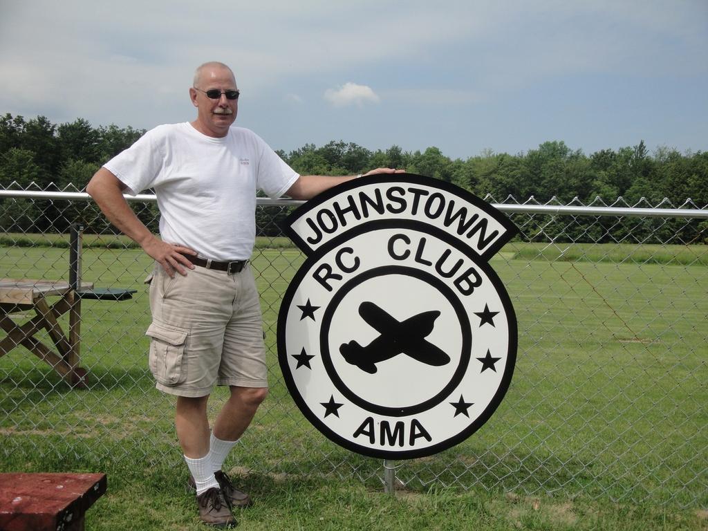time. Thanks so much Rick for visiting our club, and also for your help in painting the fence! That's the kind of visitor's we like!